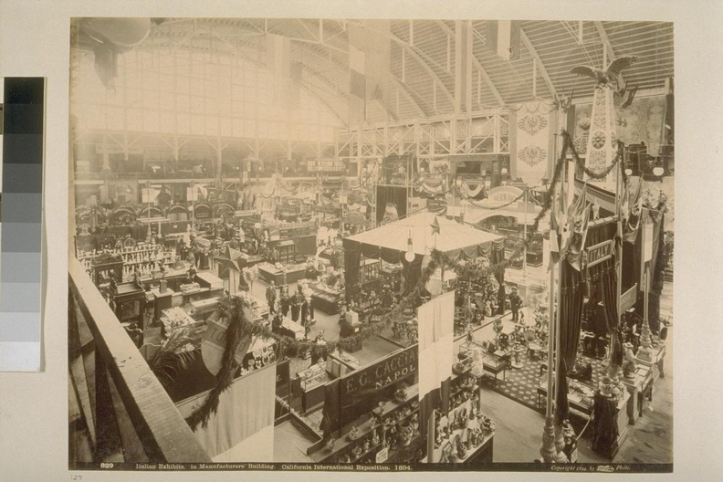 Italian Exhibits, in Manufacturers' Building, C.M.I.E.jpg